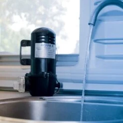 Pompa Dell'acqua Fiamma Aqua 8 7l/min Nero -Easy Camp Italia fia 01216c01 003