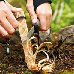 Batoncini Di Resina Di Pino Light My Fire Tinder-on-a-Rope 50g Marrone 6 Batoncini Di Resina Di Pino Light My Fire Tinder-on-a-Rope 50g Marrone -Easy Camp Italia lmf 3153200000 003